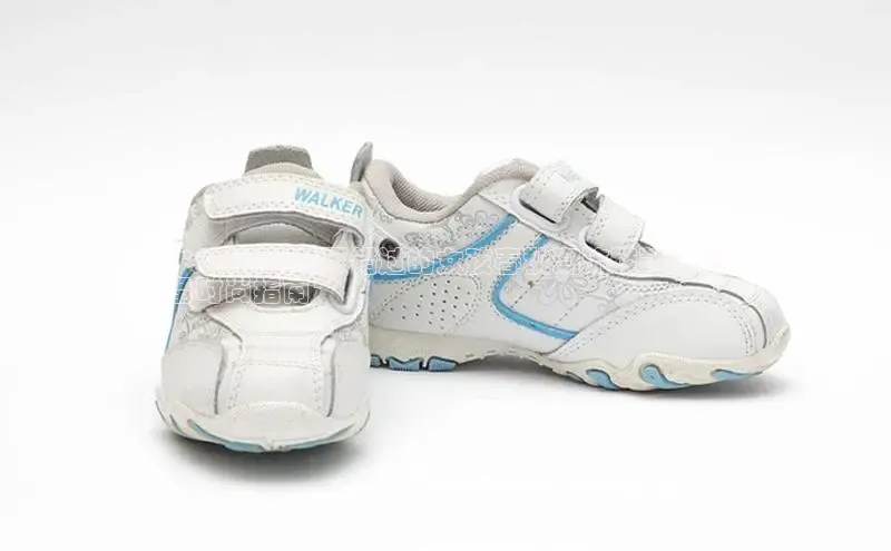 b体育下载入口app极氪智能科技**2024年不可错过的女孩春秋潮流鞋款：必
备时尚指南**