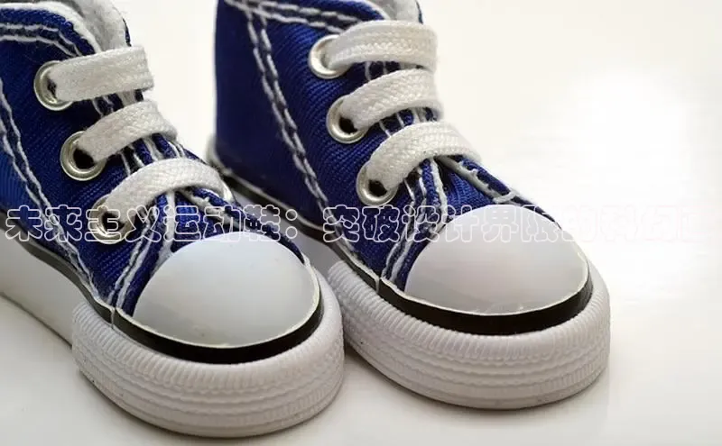 bsports登录入口光魔科技未来主义运动鞋：突破设计界限的科幻画