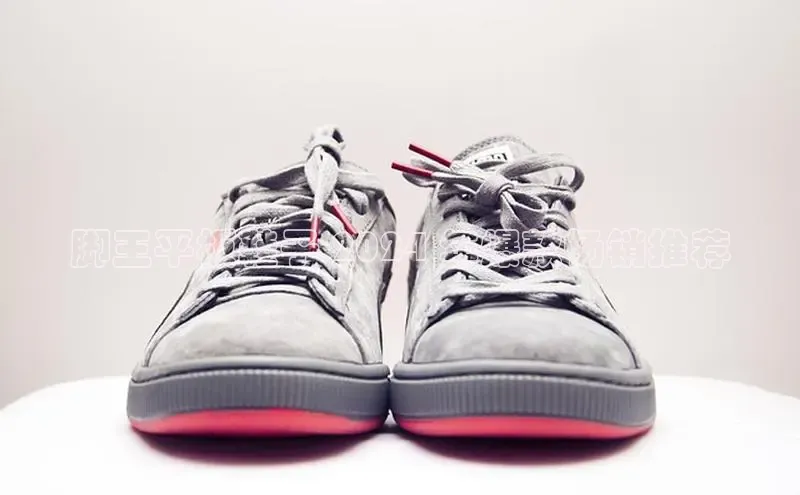 b体育官方下载入口最新版百度健康脚王平板鞋子 2024 年爆款畅销推荐